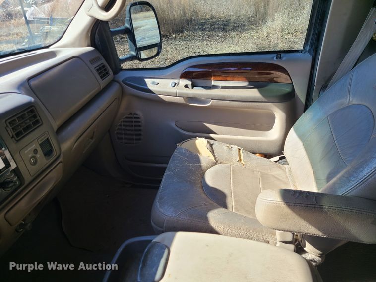 image for item JG9432 2000 Ford F250 Super Duty  SuperCab pickup truck