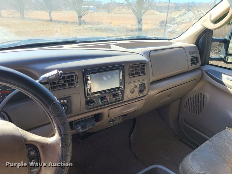 image for item JG9432 2000 Ford F250 Super Duty  SuperCab pickup truck