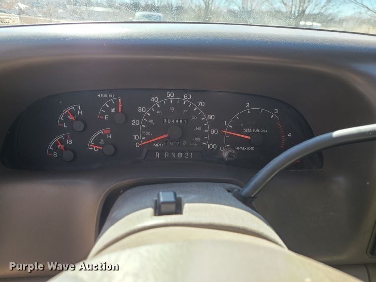 image for item JG9432 2000 Ford F250 Super Duty  SuperCab pickup truck