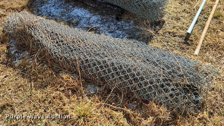 image for item JG9433 (7) rolls of chain link fence