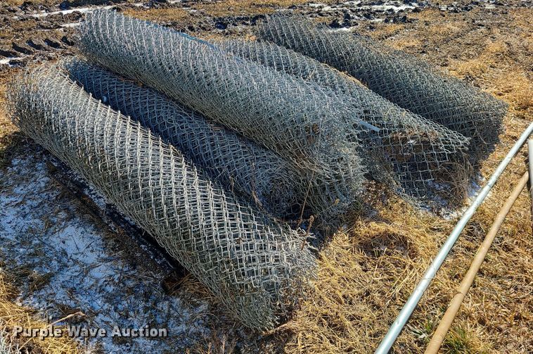 image for item JG9433 (7) rolls of chain link fence