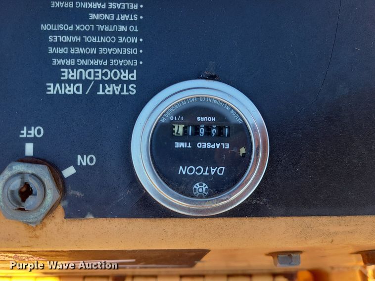 image for item JG9435 (2) mowers