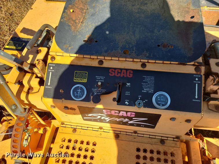 image for item JG9435 (2) mowers