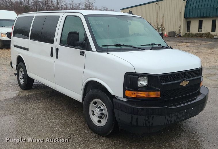 image for item JG9442 2017 Chevrolet Express 2500  van
