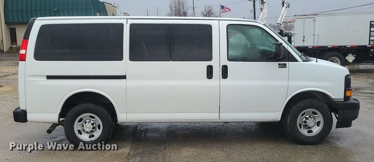 image for item JG9442 2017 Chevrolet Express 2500  van