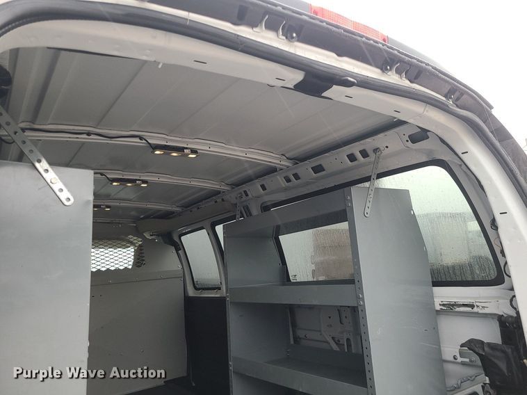 image for item JG9442 2017 Chevrolet Express 2500  van