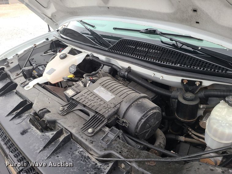 image for item JG9442 2017 Chevrolet Express 2500  van