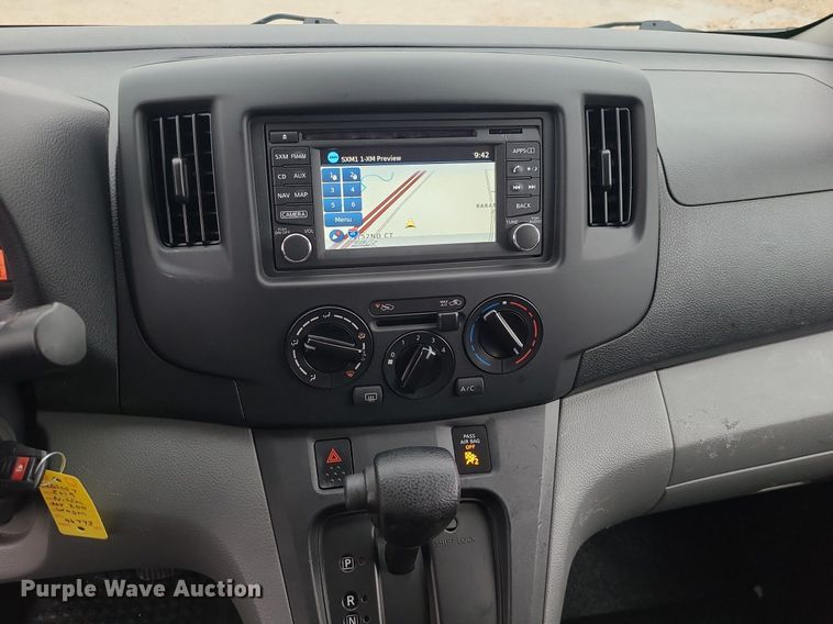 image for item JG9443 2019 Nissan NV200  van