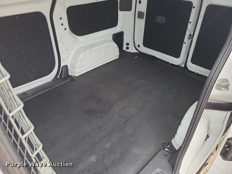 image for item JG9443 2019 Nissan NV200  van