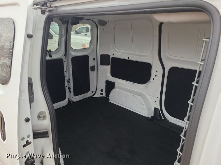 image for item JG9443 2019 Nissan NV200  van
