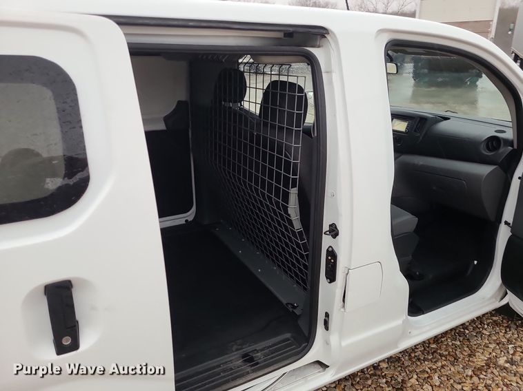 image for item JG9443 2019 Nissan NV200  van