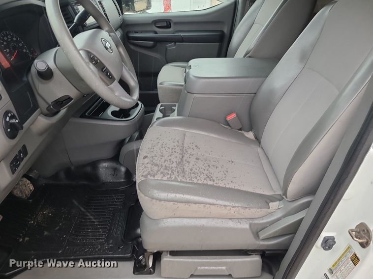 image for item JG9444 2018 Nissan NV2500  van