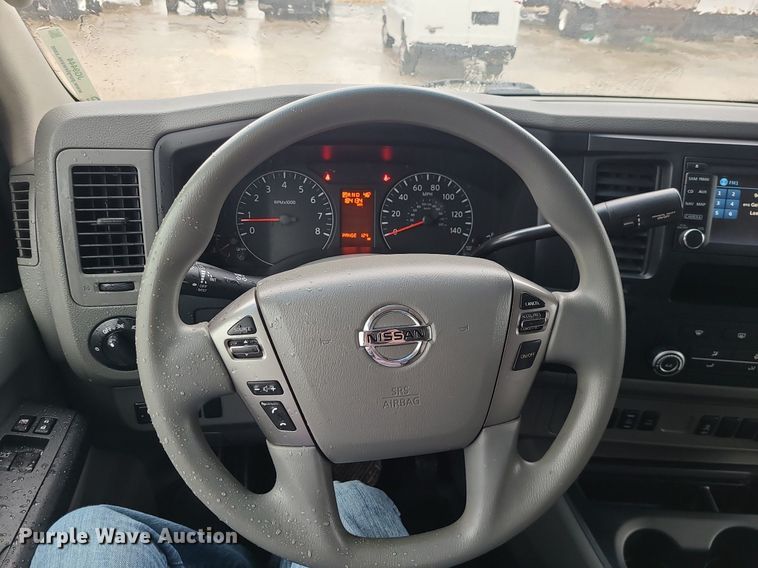 image for item JG9444 2018 Nissan NV2500  van