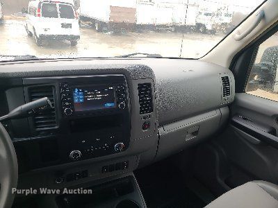 image for item JG9444 2018 Nissan NV2500  van