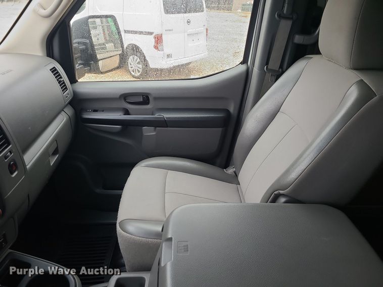 image for item JG9444 2018 Nissan NV2500  van