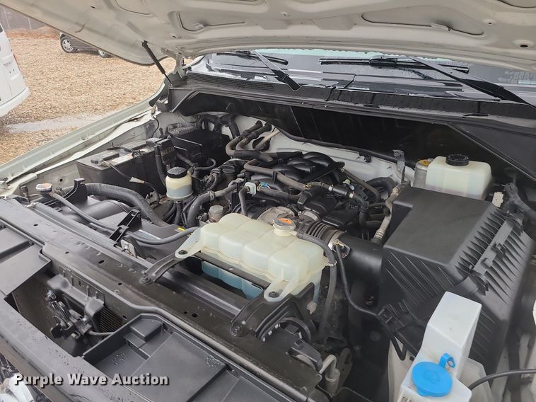 image for item JG9444 2018 Nissan NV2500  van