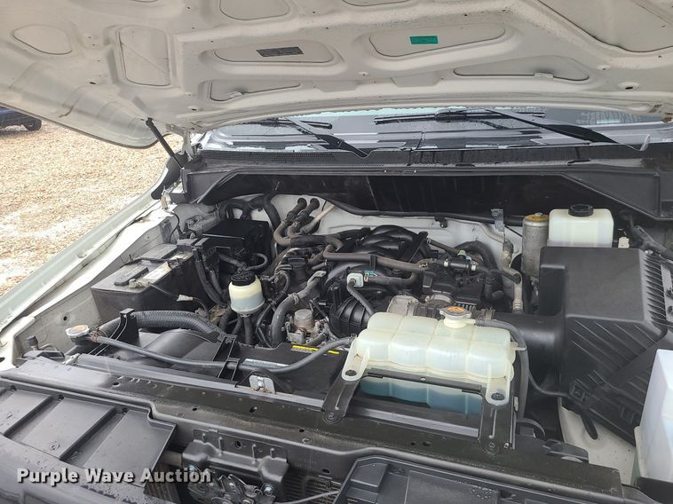 image for item JG9444 2018 Nissan NV2500  van