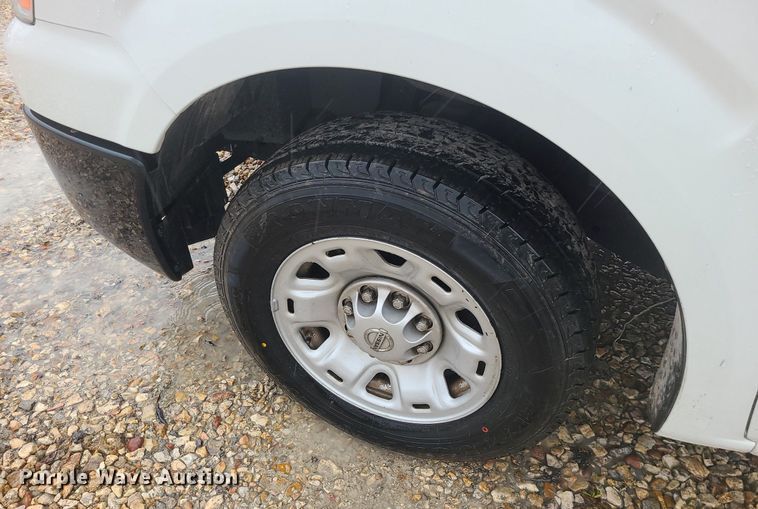 image for item JG9444 2018 Nissan NV2500  van