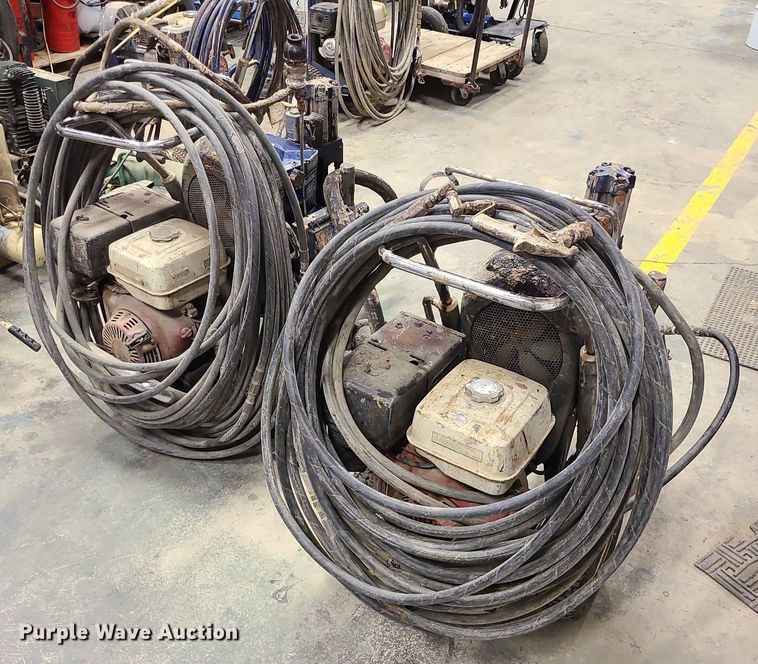 (2) Graco HydraMax 350 paint sprayers in Grandview, MO Item JG9445