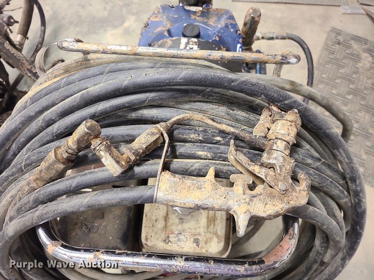 (2) Graco HydraMax 350 paint sprayers in Grandview, MO Item JG9445