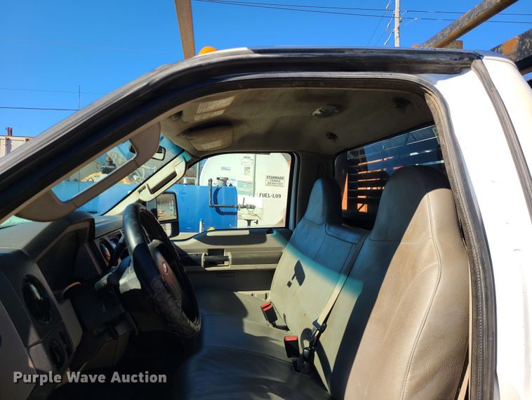 image for item JG9450 2008 Ford F350 Super Duty  flatbed pickup truck