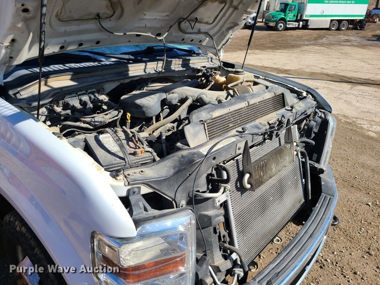 image for item JG9450 2008 Ford F350 Super Duty  flatbed pickup truck