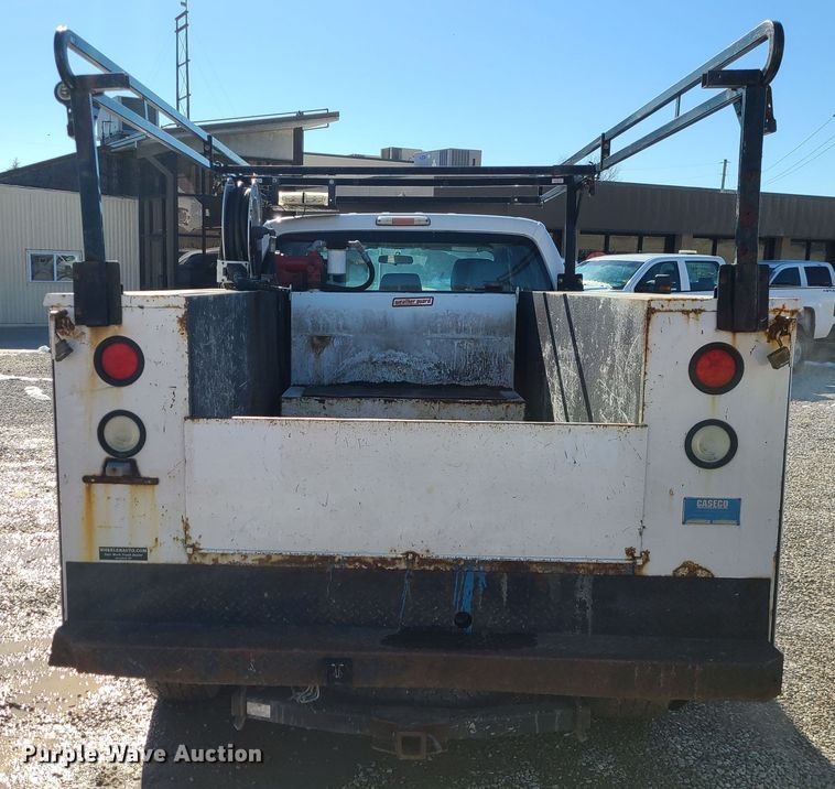 image for item JG9454 2013 Ford F250 Super Duty  Crew Cab utility bed pickup truck