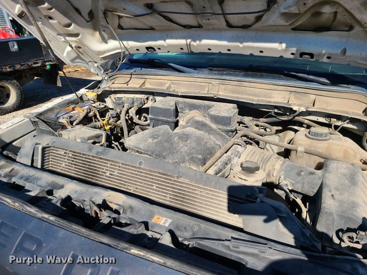 image for item JG9454 2013 Ford F250 Super Duty  Crew Cab utility bed pickup truck