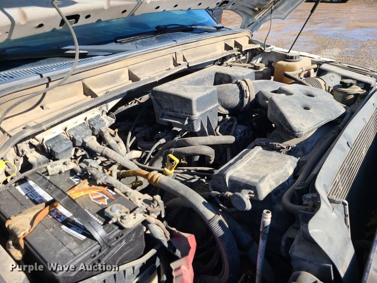 image for item JG9454 2013 Ford F250 Super Duty  Crew Cab utility bed pickup truck