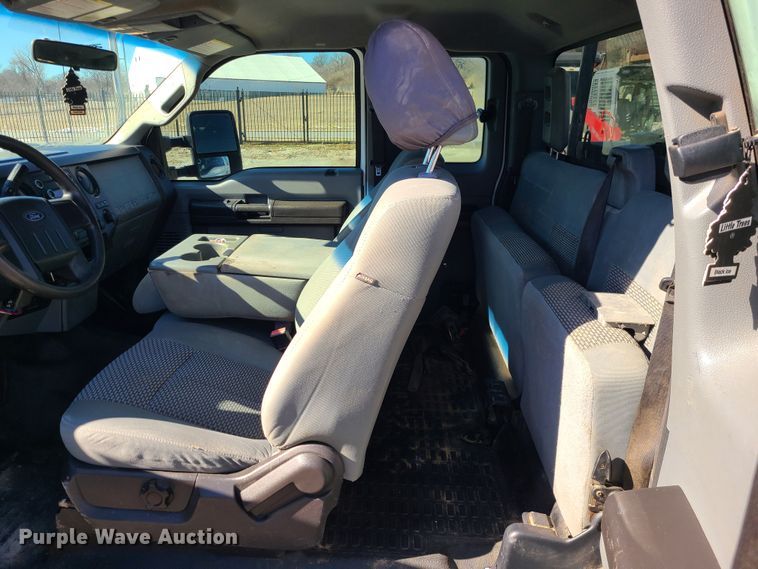 image for item JG9455 2011 Ford F250 Super Duty  SuperCab pickup truck