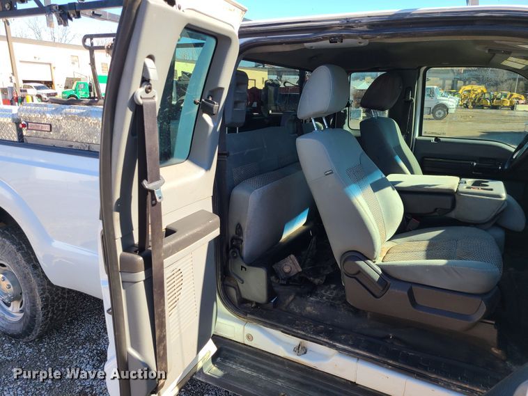 image for item JG9455 2011 Ford F250 Super Duty  SuperCab pickup truck