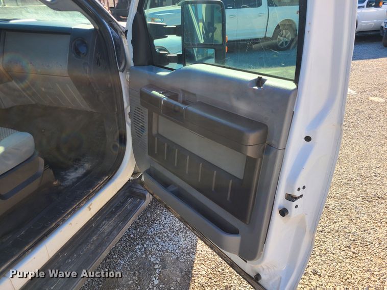 image for item JG9455 2011 Ford F250 Super Duty  SuperCab pickup truck