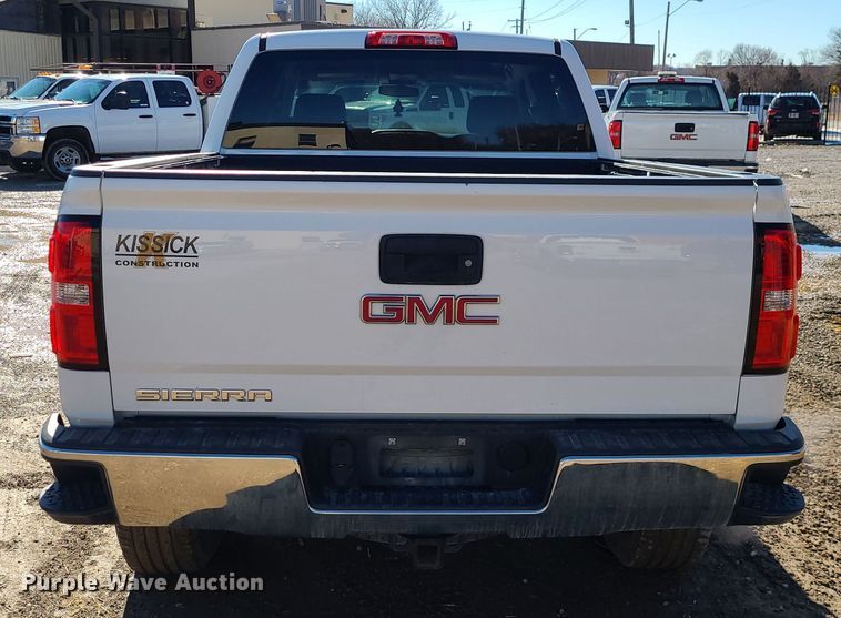 image for item JG9456 2015 GMC Sierra 1500  Crew Cab pickup truck