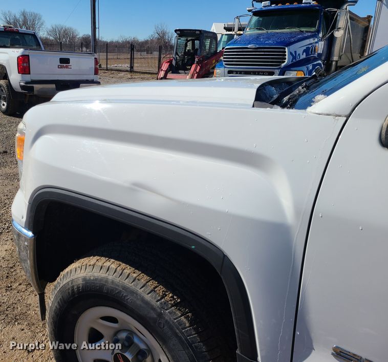 image for item JG9456 2015 GMC Sierra 1500  Crew Cab pickup truck