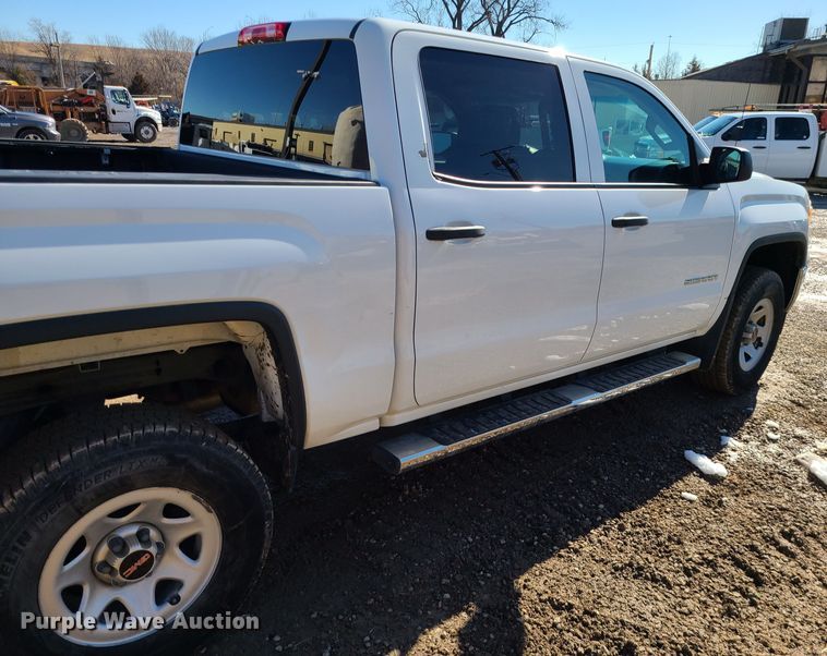 image for item JG9456 2015 GMC Sierra 1500  Crew Cab pickup truck