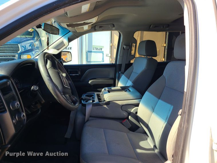 image for item JG9456 2015 GMC Sierra 1500  Crew Cab pickup truck