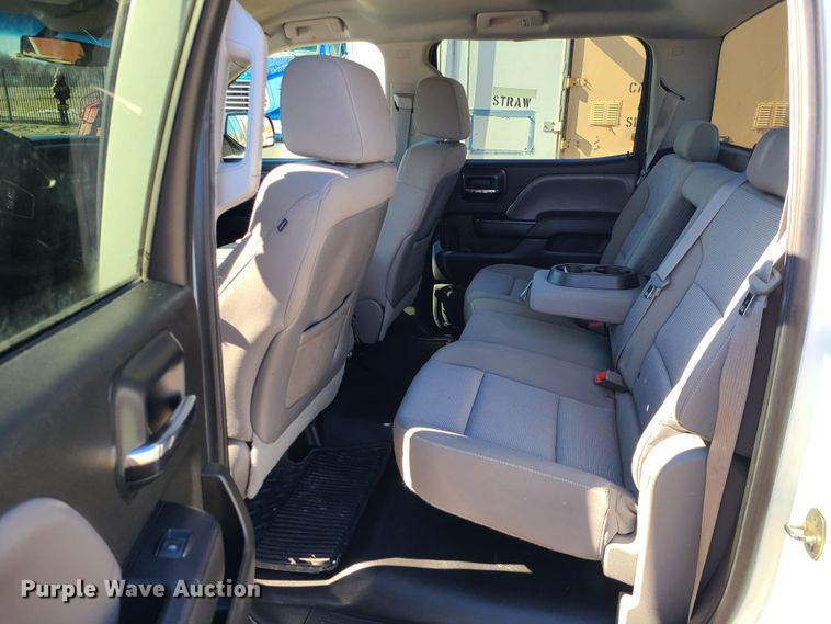 image for item JG9456 2015 GMC Sierra 1500  Crew Cab pickup truck