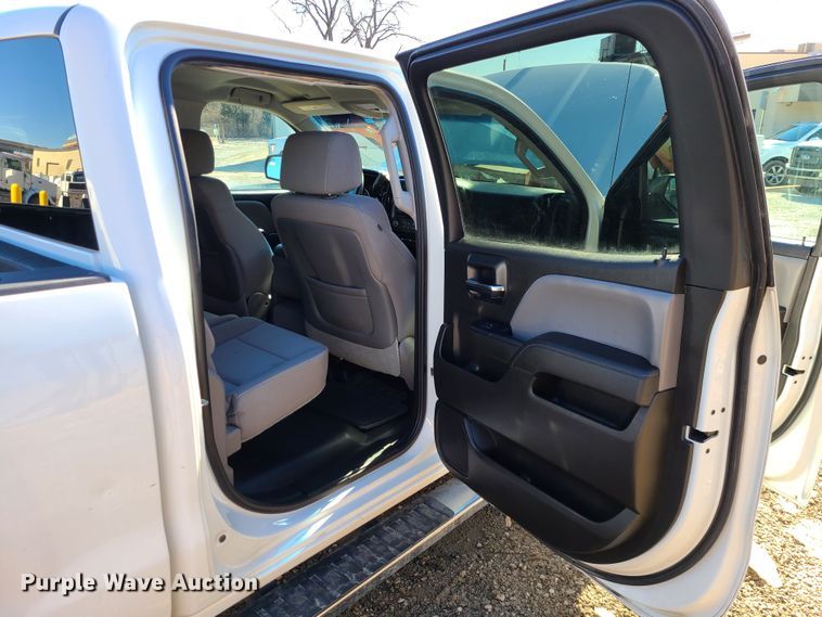 image for item JG9456 2015 GMC Sierra 1500  Crew Cab pickup truck