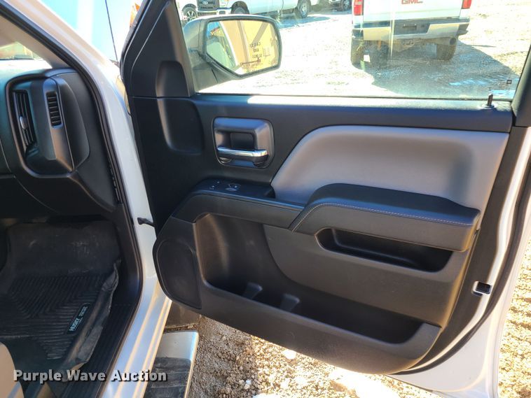 image for item JG9456 2015 GMC Sierra 1500  Crew Cab pickup truck