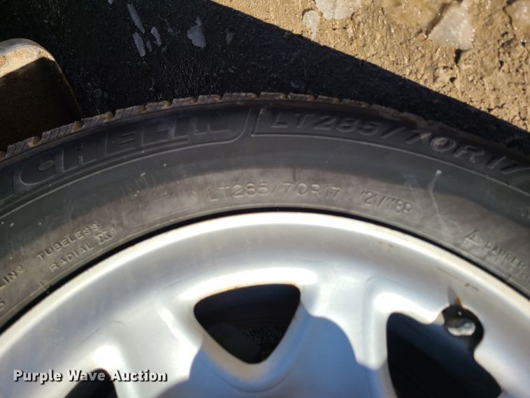 image for item JG9456 2015 GMC Sierra 1500  Crew Cab pickup truck