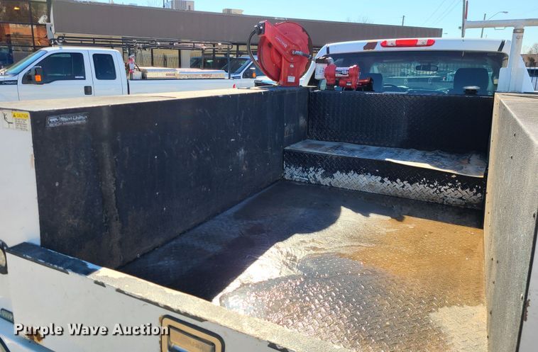 image for item JG9457 2013 Chevrolet Silverado 2500HD  Crew Cab utility bed pickup truck