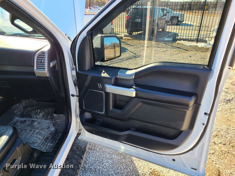 image for item JG9459 2015 Ford F150 XLT  SuperCrew pickup truck