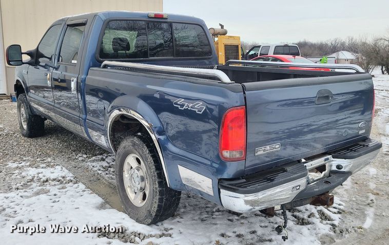 image for item JG9464 2005 Ford F250 Super Duty  Crew Cab pickup truck