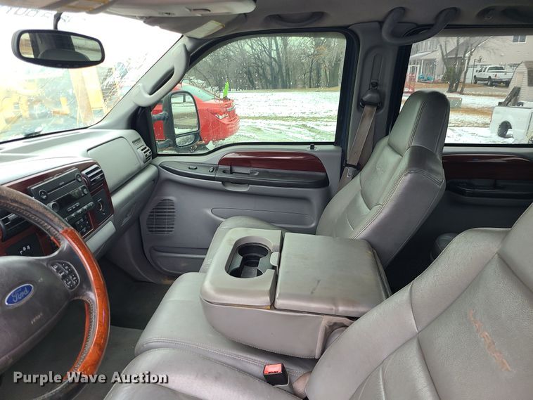 image for item JG9464 2005 Ford F250 Super Duty  Crew Cab pickup truck