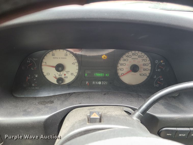 image for item JG9464 2005 Ford F250 Super Duty  Crew Cab pickup truck