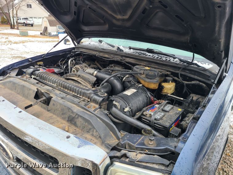 image for item JG9464 2005 Ford F250 Super Duty  Crew Cab pickup truck