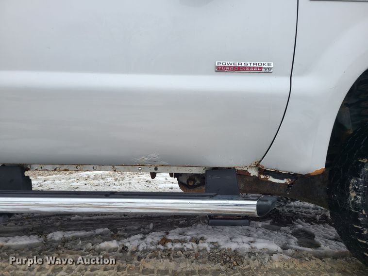 image for item JG9465 2005 Ford F250 Super Duty  Crew Cab pickup truck