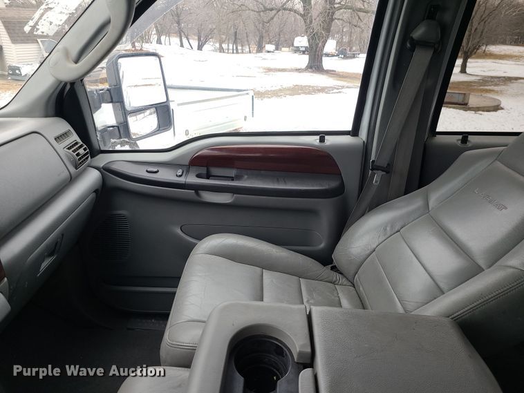 image for item JG9465 2005 Ford F250 Super Duty  Crew Cab pickup truck