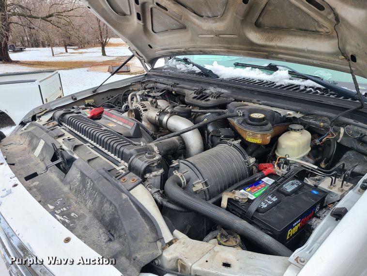 image for item JG9465 2005 Ford F250 Super Duty  Crew Cab pickup truck