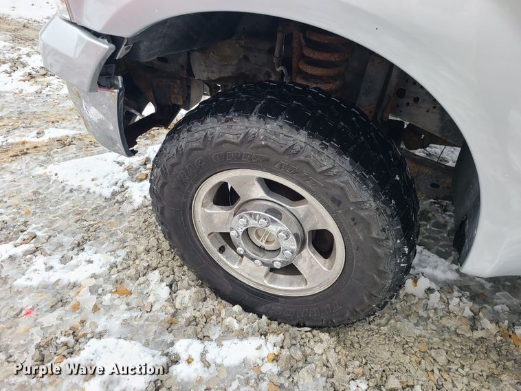 image for item JG9465 2005 Ford F250 Super Duty  Crew Cab pickup truck